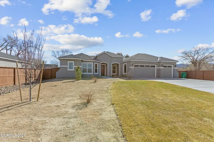 405 White Hawk, Fernley, Nevada 89408, 4 Bedrooms Bedrooms, ,3 BathroomsBathrooms,Residential,Residential,White Hawk,260002502