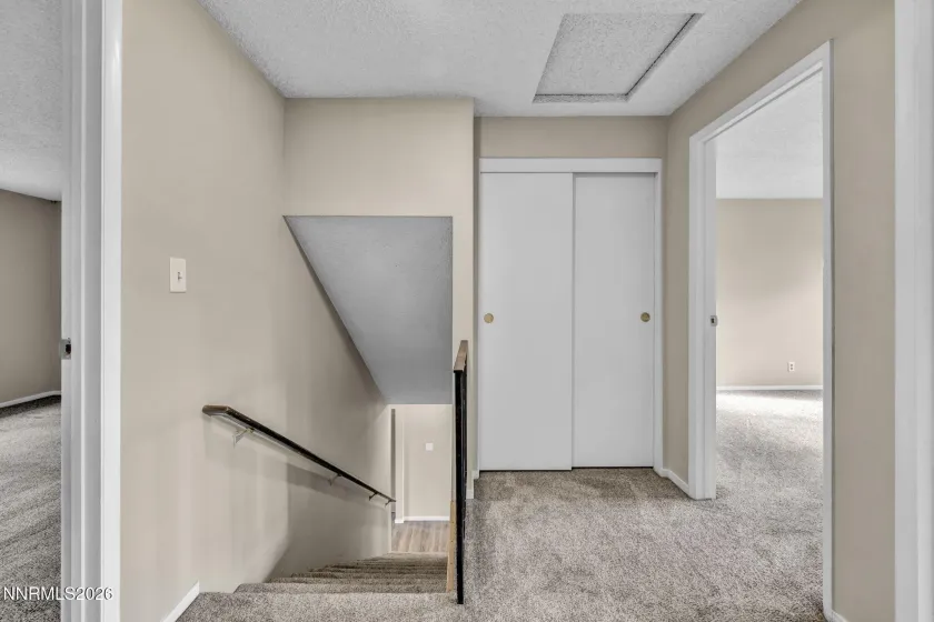 2965 Santa Ana, Reno, Nevada 89502, 3 Bedrooms Bedrooms, ,3 BathroomsBathrooms,Residential,Residential,Santa Ana,260002503