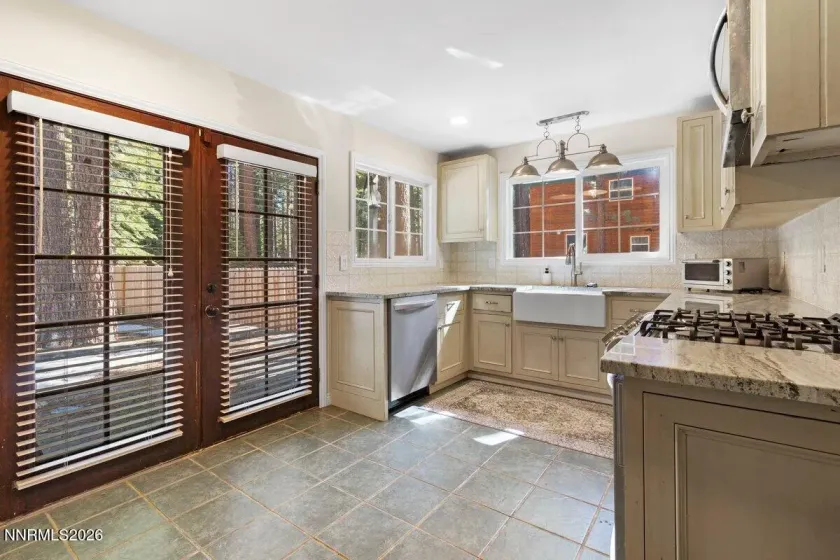 1251 Tata, South Lake Tahoe, California 96150, 3 Bedrooms Bedrooms, ,2 BathroomsBathrooms,Residential,Residential,Tata,260002539