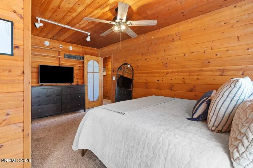 1251 Tata, South Lake Tahoe, California 96150, 3 Bedrooms Bedrooms, ,2 BathroomsBathrooms,Residential,Residential,Tata,260002539