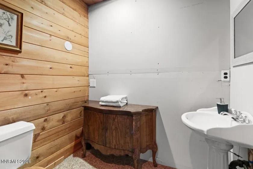 1251 Tata, South Lake Tahoe, California 96150, 3 Bedrooms Bedrooms, ,2 BathroomsBathrooms,Residential,Residential,Tata,260002539