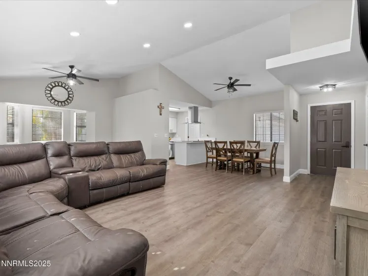 1942 Hamilton, Carson City, Nevada 89706, 3 Bedrooms Bedrooms, ,2 BathroomsBathrooms,Residential,Residential,Hamilton,260002541