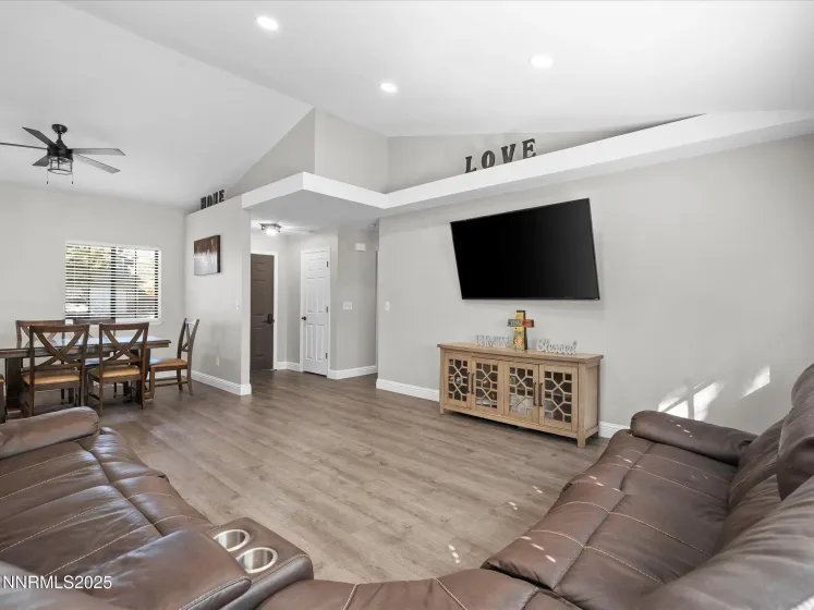 1942 Hamilton, Carson City, Nevada 89706, 3 Bedrooms Bedrooms, ,2 BathroomsBathrooms,Residential,Residential,Hamilton,260002541