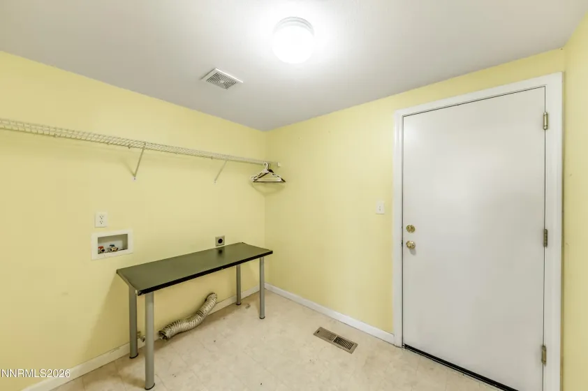 11705 Lone Desert, Reno, Nevada 89506, 4 Bedrooms Bedrooms, ,3 BathroomsBathrooms,Residential,Residential,Lone Desert,260002542