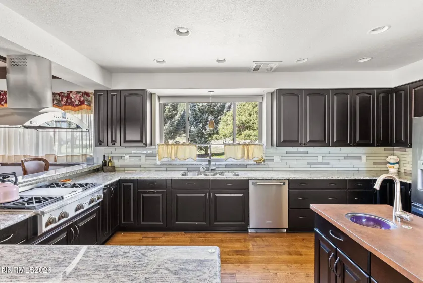 220 Limousin, Genoa, Nevada 89411, 3 Bedrooms Bedrooms, ,5 BathroomsBathrooms,Residential,Residential,Limousin,260002543