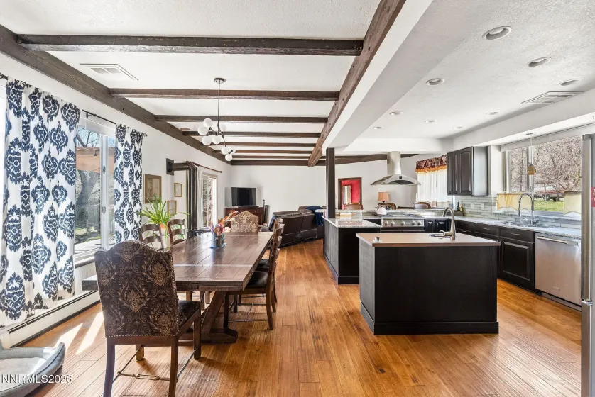 220 Limousin, Genoa, Nevada 89411, 3 Bedrooms Bedrooms, ,5 BathroomsBathrooms,Residential,Residential,Limousin,260002543