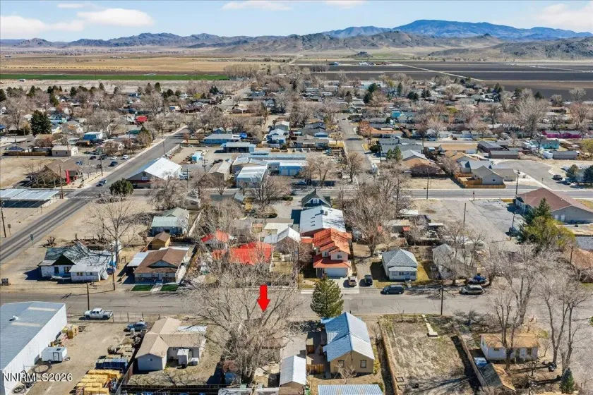 317 Center, Yerington, Nevada 89447, 2 Bedrooms Bedrooms, ,1 BathroomBathrooms,Residential,Residential,Center,260002544