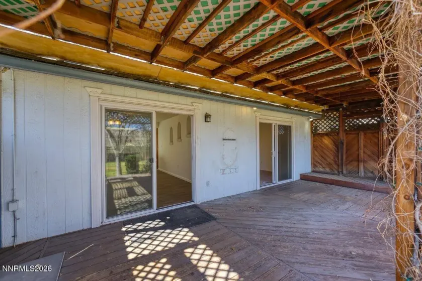 2264 Fernwood, Sparks, Nevada 89434, 3 Bedrooms Bedrooms, ,2 BathroomsBathrooms,Residential,Residential,Fernwood,260002547