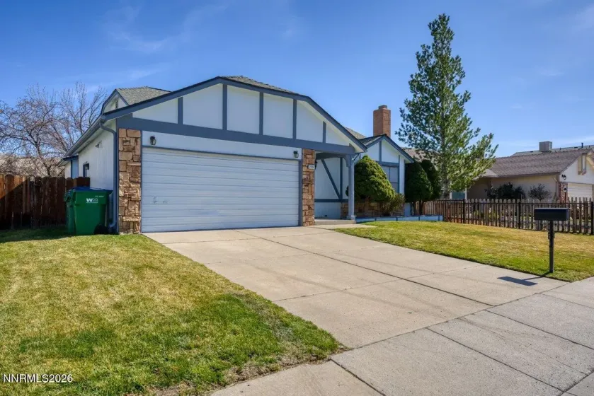 2264 Fernwood, Sparks, Nevada 89434, 3 Bedrooms Bedrooms, ,2 BathroomsBathrooms,Residential,Residential,Fernwood,260002547