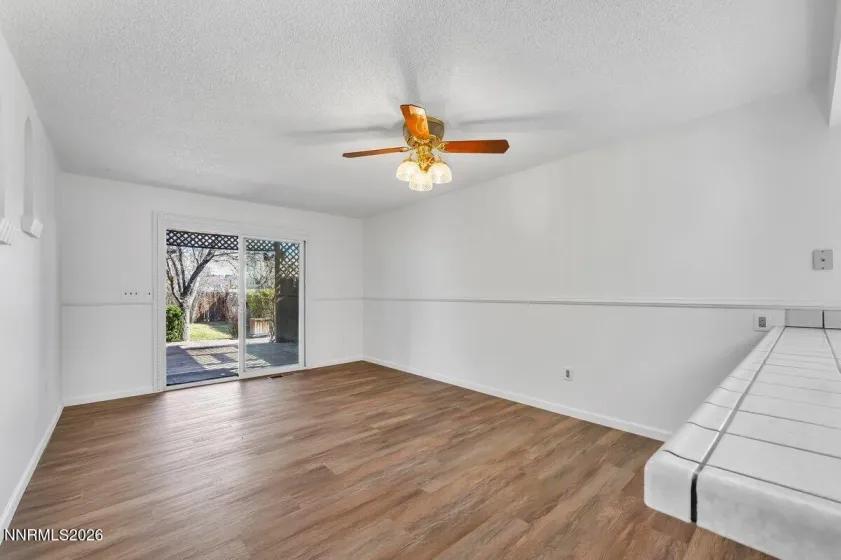 2264 Fernwood, Sparks, Nevada 89434, 3 Bedrooms Bedrooms, ,2 BathroomsBathrooms,Residential,Residential,Fernwood,260002547