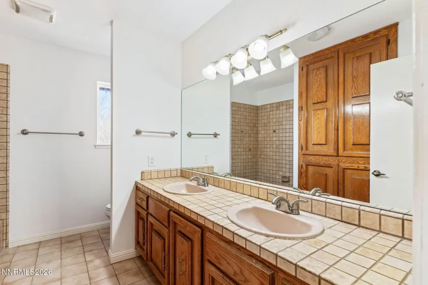 1663 Mackland, Minden, Nevada 89423, 4 Bedrooms Bedrooms, ,3 BathroomsBathrooms,Residential,Residential,Mackland,260002549