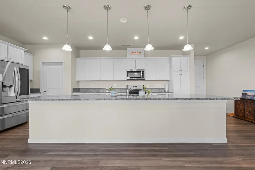 546 Country Hollow, Fernley, Nevada 89408, 3 Bedrooms Bedrooms, ,2 BathroomsBathrooms,Residential,Residential,Country Hollow,260002554