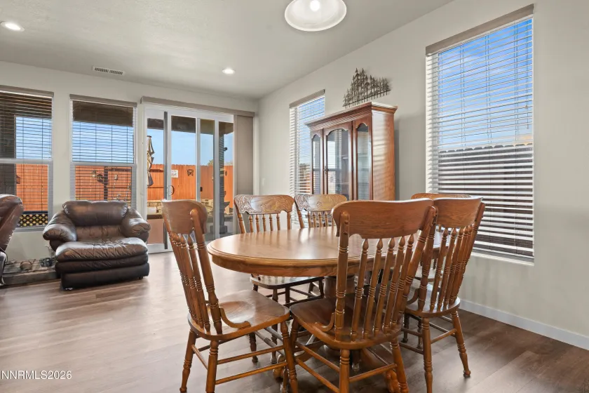 546 Country Hollow, Fernley, Nevada 89408, 3 Bedrooms Bedrooms, ,2 BathroomsBathrooms,Residential,Residential,Country Hollow,260002554