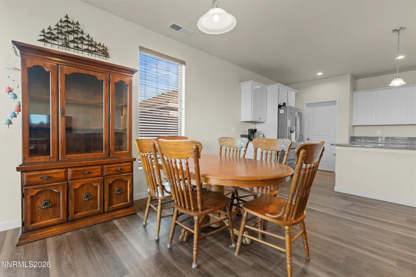 546 Country Hollow, Fernley, Nevada 89408, 3 Bedrooms Bedrooms, ,2 BathroomsBathrooms,Residential,Residential,Country Hollow,260002554