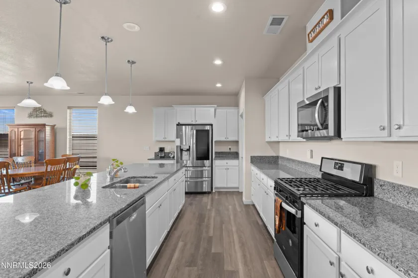 546 Country Hollow, Fernley, Nevada 89408, 3 Bedrooms Bedrooms, ,2 BathroomsBathrooms,Residential,Residential,Country Hollow,260002554