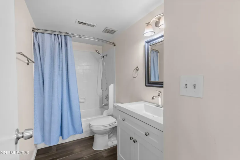 7100 Peppermint, Reno, Nevada 89506, 3 Bedrooms Bedrooms, ,3 BathroomsBathrooms,Residential,Residential,Peppermint,260002555