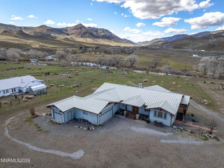 2243 Canal, Sparks, Nevada 89434, 2 Bedrooms Bedrooms, ,3 BathroomsBathrooms,Residential,Residential,Canal,260002548