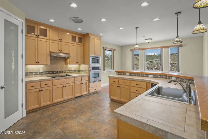 2243 Canal, Sparks, Nevada 89434, 2 Bedrooms Bedrooms, ,3 BathroomsBathrooms,Residential,Residential,Canal,260002548