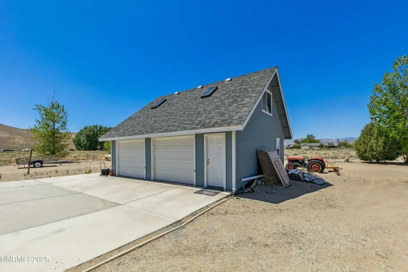 21 Fox, Yerington, Nevada 89447, 3 Bedrooms Bedrooms, ,2 BathroomsBathrooms,Residential,Residential,Fox,250051110
