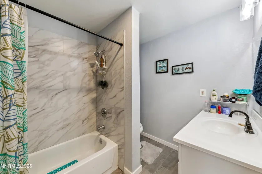 21 Fox, Yerington, Nevada 89447, 3 Bedrooms Bedrooms, ,2 BathroomsBathrooms,Residential,Residential,Fox,250051110