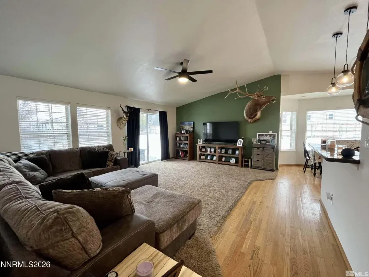 3205 Sherwood, Winnemucca, Nevada 89445, 3 Bedrooms Bedrooms, ,2 BathroomsBathrooms,Residential,Residential,Sherwood,260002562