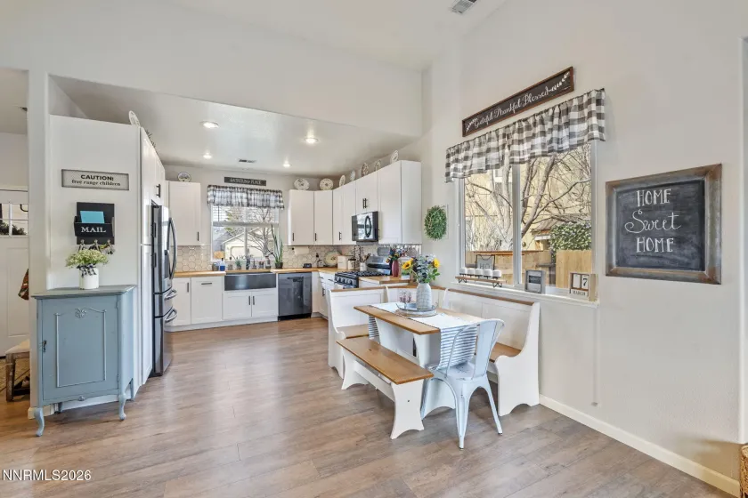 4154 Pillary, Sparks, Nevada 89436, 3 Bedrooms Bedrooms, ,2 BathroomsBathrooms,Residential,Residential,Pillary,260002569