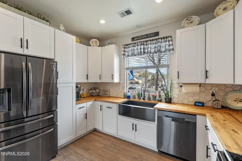 4154 Pillary, Sparks, Nevada 89436, 3 Bedrooms Bedrooms, ,2 BathroomsBathrooms,Residential,Residential,Pillary,260002569