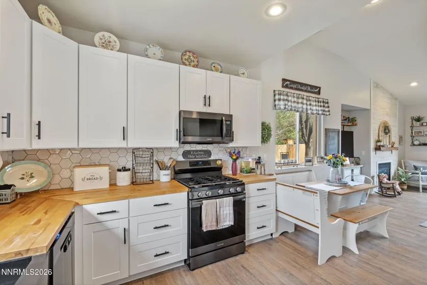 4154 Pillary, Sparks, Nevada 89436, 3 Bedrooms Bedrooms, ,2 BathroomsBathrooms,Residential,Residential,Pillary,260002569