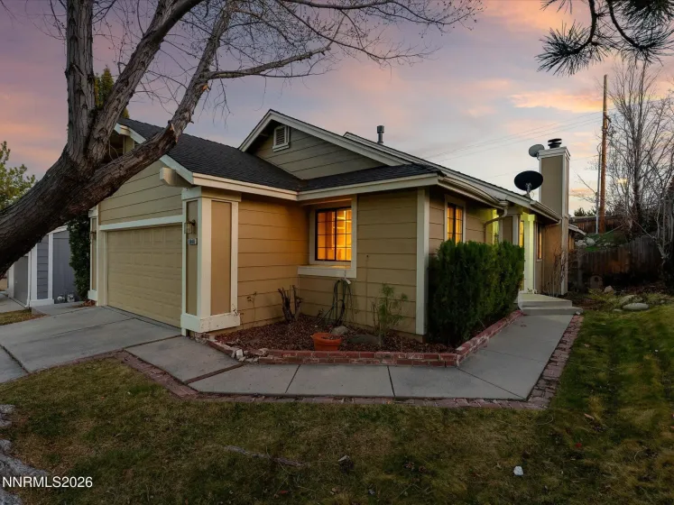 5846 Walnut Creek, Reno, Nevada 89523, 3 Bedrooms Bedrooms, ,2 BathroomsBathrooms,Residential,Residential,Walnut Creek,260002570