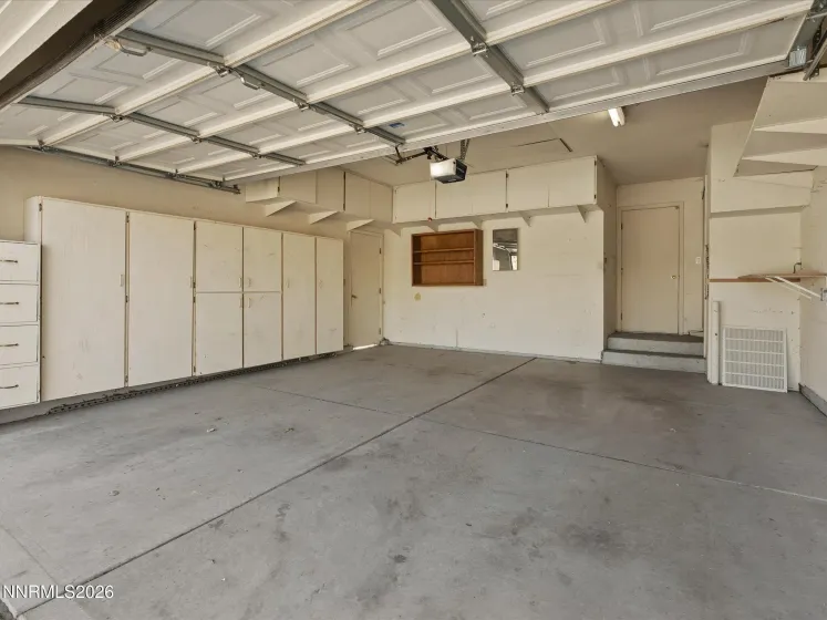 5846 Walnut Creek, Reno, Nevada 89523, 3 Bedrooms Bedrooms, ,2 BathroomsBathrooms,Residential,Residential,Walnut Creek,260002570