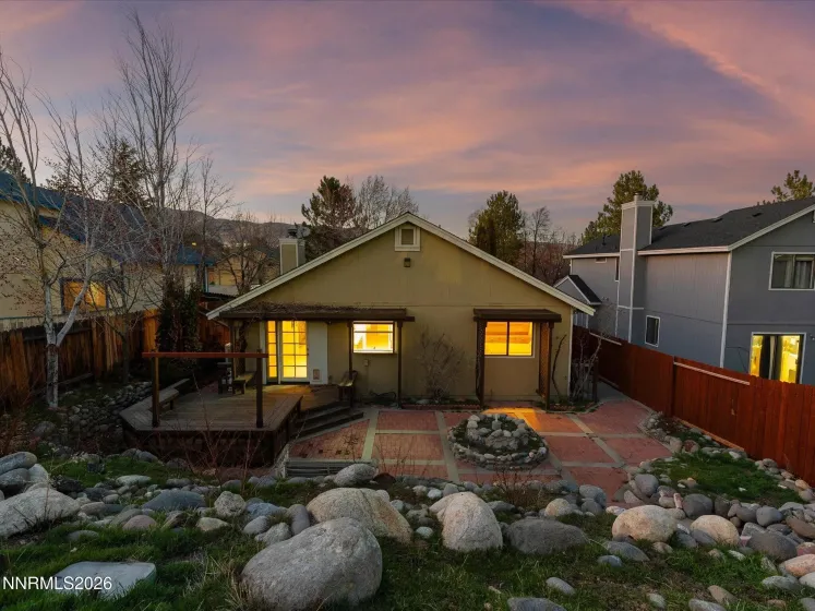 5846 Walnut Creek, Reno, Nevada 89523, 3 Bedrooms Bedrooms, ,2 BathroomsBathrooms,Residential,Residential,Walnut Creek,260002570