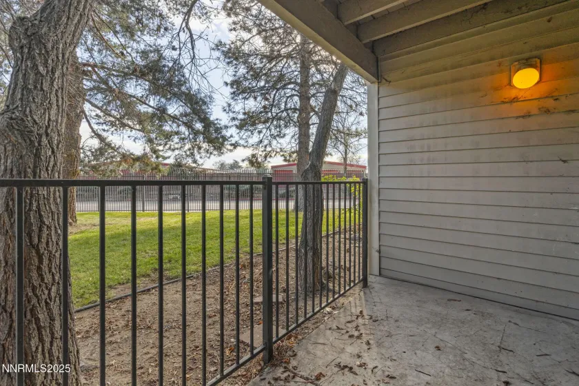 2371 Roundhouse, Sparks, Nevada 89431, 2 Bedrooms Bedrooms, ,1 BathroomBathrooms,Residential,Residential,Roundhouse,250058929