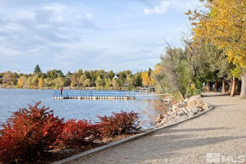 2955 Lakeside, Reno, Nevada 89509, 1 Bedroom Bedrooms, ,1 BathroomBathrooms,Residential,Residential,Lakeside,240014257