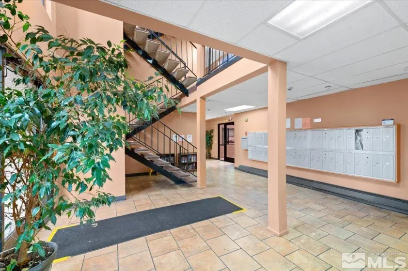 2955 Lakeside, Reno, Nevada 89509, 1 Bedroom Bedrooms, ,1 BathroomBathrooms,Residential,Residential,Lakeside,240014257