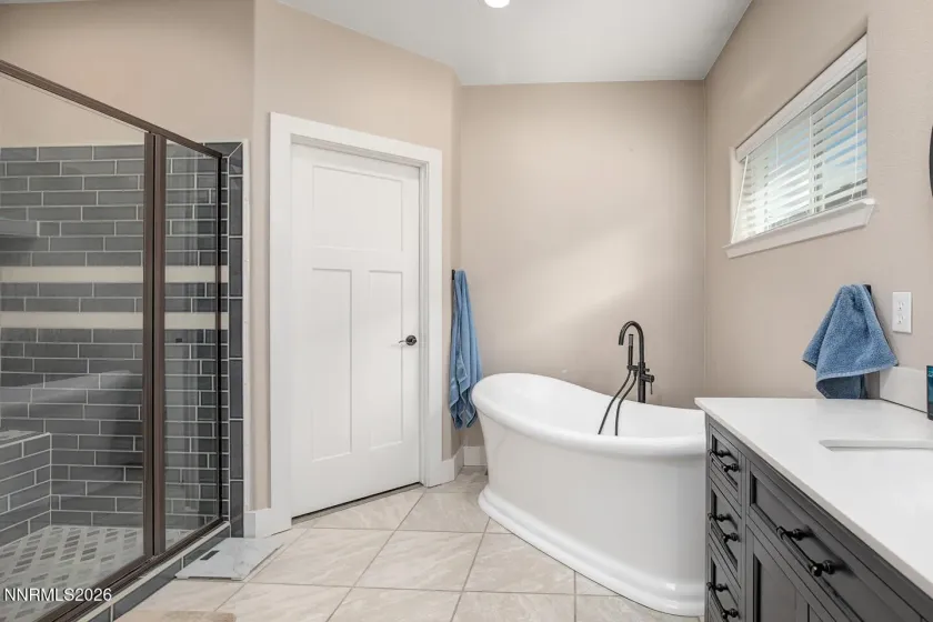 2217 Verona, Fallon, Nevada 89406, 3 Bedrooms Bedrooms, ,3 BathroomsBathrooms,Residential,Residential,Verona,260001813