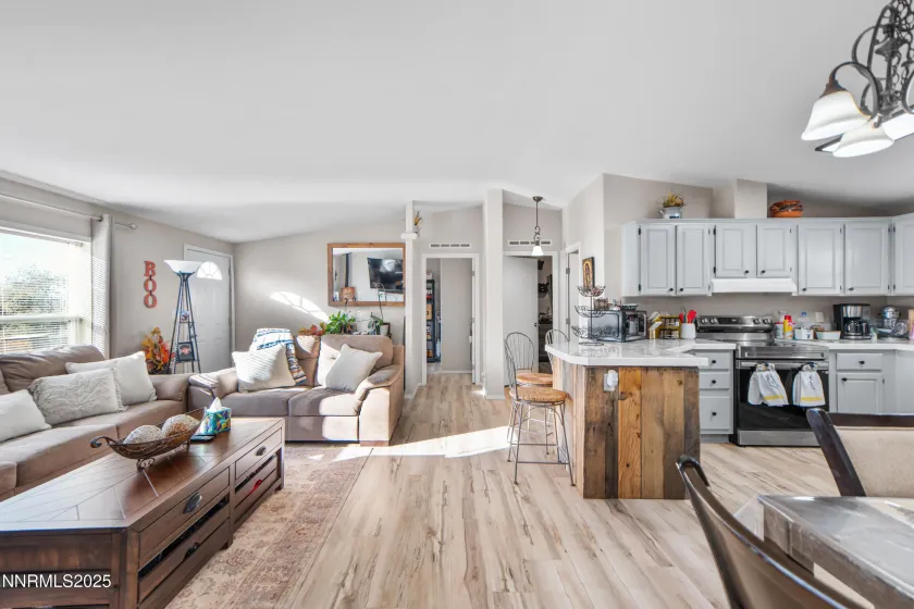 4635 Brayton, Winnemucca, Nevada 89445, 3 Bedrooms Bedrooms, ,2 BathroomsBathrooms,Residential,Residential,Brayton,260002571