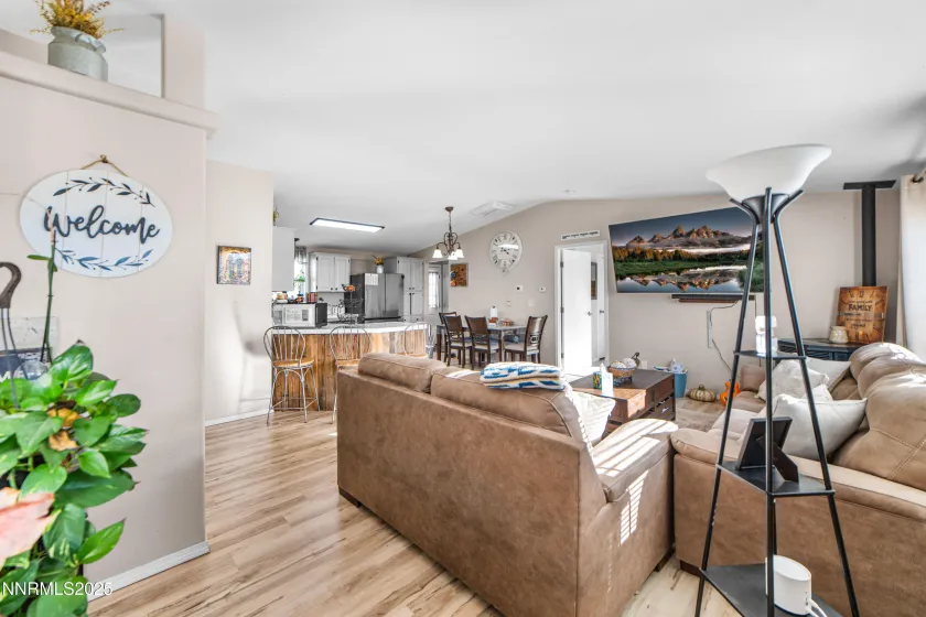 4635 Brayton, Winnemucca, Nevada 89445, 3 Bedrooms Bedrooms, ,2 BathroomsBathrooms,Residential,Residential,Brayton,260002571