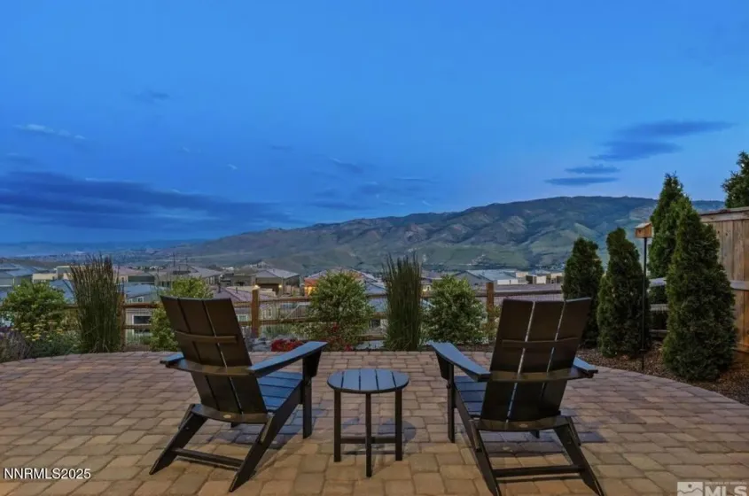 9176 Graycliff, Reno, Nevada 89523, 5 Bedrooms Bedrooms, ,6 BathroomsBathrooms,Residential,Residential,Graycliff,260002572