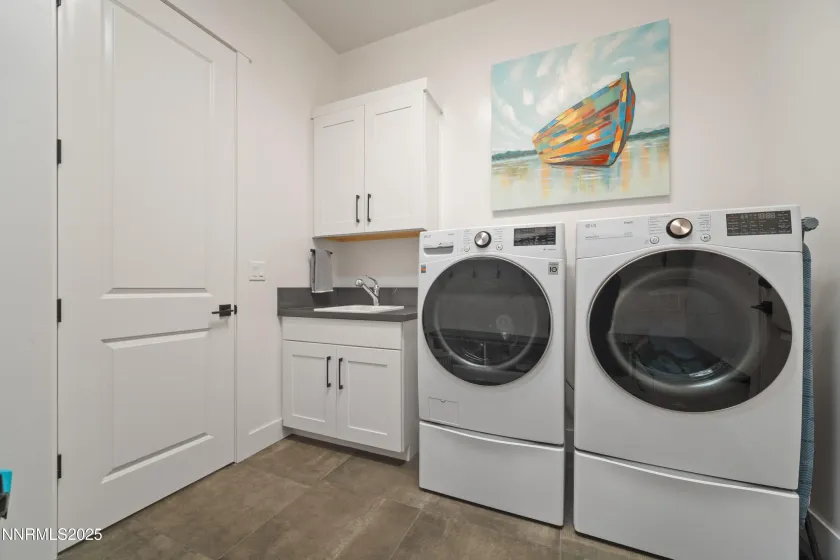 9176 Graycliff, Reno, Nevada 89523, 5 Bedrooms Bedrooms, ,6 BathroomsBathrooms,Residential,Residential,Graycliff,260002572