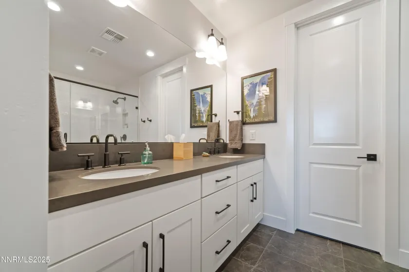 9176 Graycliff, Reno, Nevada 89523, 5 Bedrooms Bedrooms, ,6 BathroomsBathrooms,Residential,Residential,Graycliff,260002572