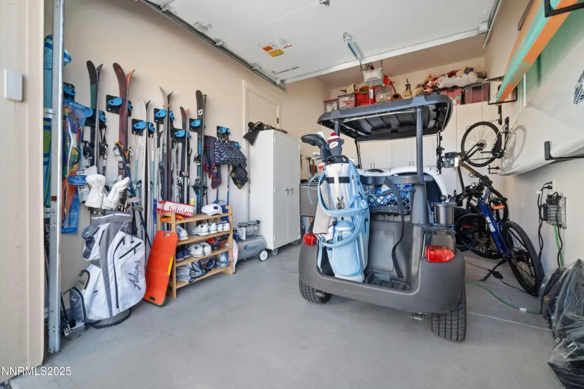 9176 Graycliff, Reno, Nevada 89523, 5 Bedrooms Bedrooms, ,6 BathroomsBathrooms,Residential,Residential,Graycliff,260002572