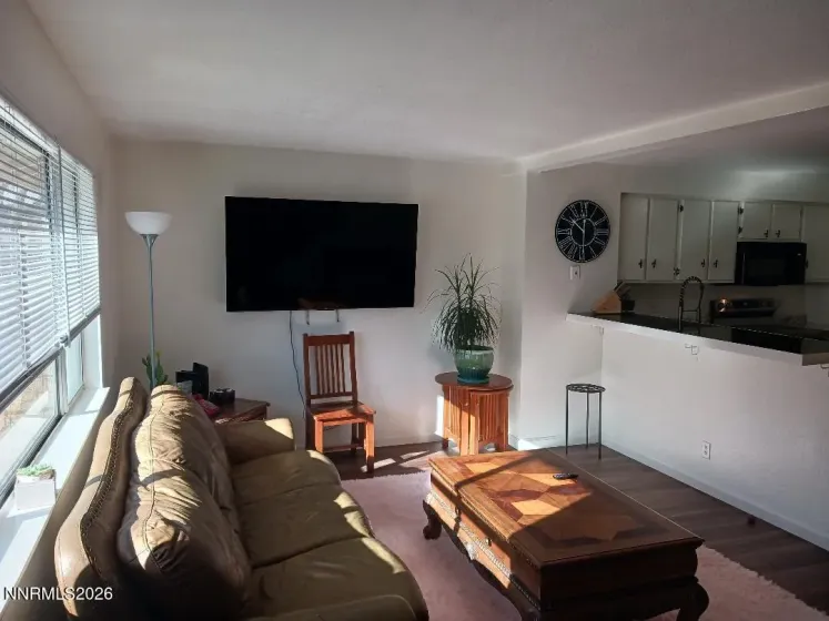 401 Allouette, Carson City, Nevada 89701, 3 Bedrooms Bedrooms, ,3 BathroomsBathrooms,Residential,Residential,Allouette,260002583