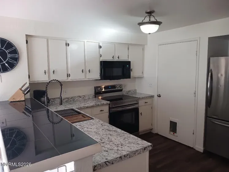 401 Allouette, Carson City, Nevada 89701, 3 Bedrooms Bedrooms, ,3 BathroomsBathrooms,Residential,Residential,Allouette,260002583