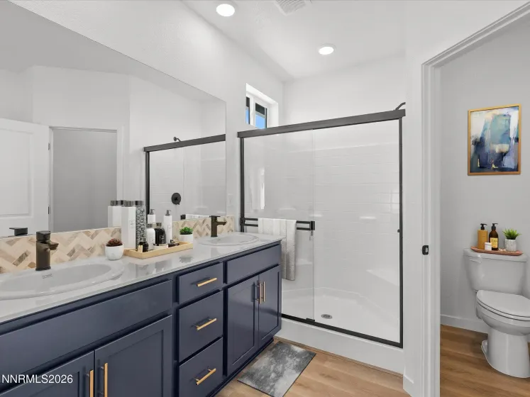 14460 Fredonia, Reno, Nevada 89506, 3 Bedrooms Bedrooms, ,2 BathroomsBathrooms,Residential,Residential,Fredonia,260002582