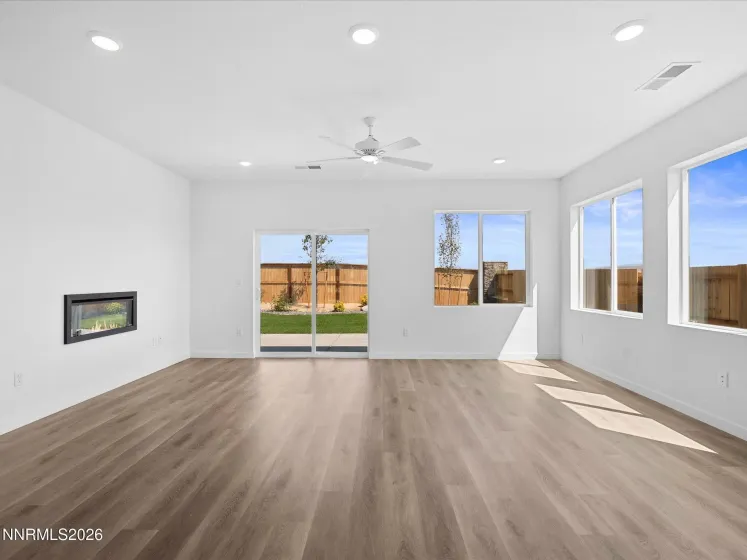 14460 Fredonia, Reno, Nevada 89506, 3 Bedrooms Bedrooms, ,2 BathroomsBathrooms,Residential,Residential,Fredonia,260002582