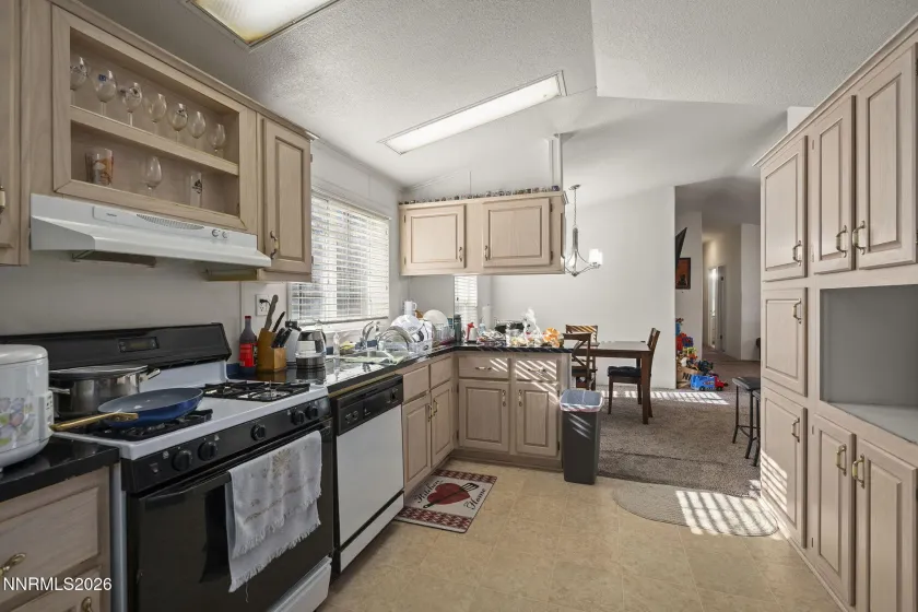 2151 Barberry, Reno, Nevada 89512, 3 Bedrooms Bedrooms, ,2 BathroomsBathrooms,Residential,Residential,Barberry,260002584