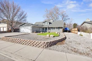 7275 Offenhauser, Reno, Nevada 89511, 4 Bedrooms Bedrooms, ,3 BathroomsBathrooms,Residential,Residential,Offenhauser,260002585