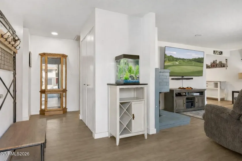 7275 Offenhauser, Reno, Nevada 89511, 4 Bedrooms Bedrooms, ,3 BathroomsBathrooms,Residential,Residential,Offenhauser,260002585