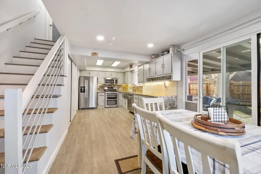 7275 Offenhauser, Reno, Nevada 89511, 4 Bedrooms Bedrooms, ,3 BathroomsBathrooms,Residential,Residential,Offenhauser,260002585