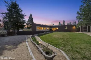 13600 Stoney Brook, Reno, Nevada 89511, 3 Bedrooms Bedrooms, ,3 BathroomsBathrooms,Residential,Residential,Stoney Brook,260002587